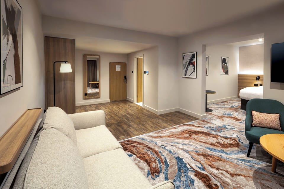 Superior Suite, 1 Bedroom | Premium bedding, desk, blackout drapes, iron/ironing board