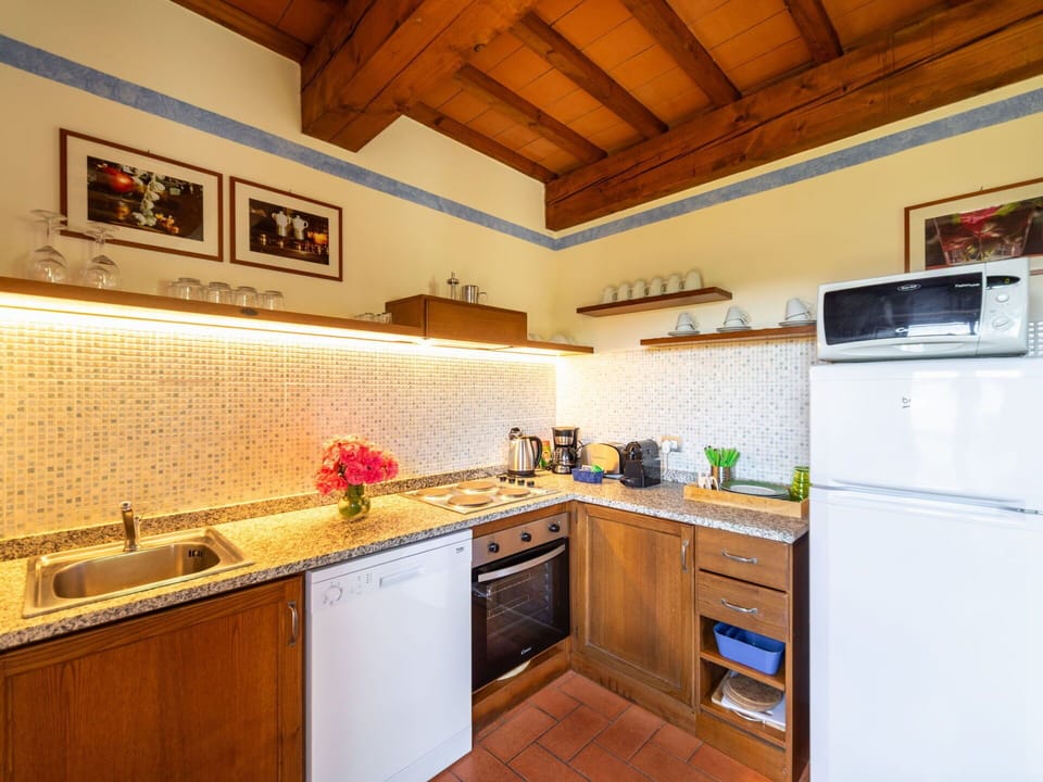 Flooring, Wood, Countertop, Interior Design, Floor, Kitchen, Ceiling, Major Appliance, Furniture, Plumbing Fixture