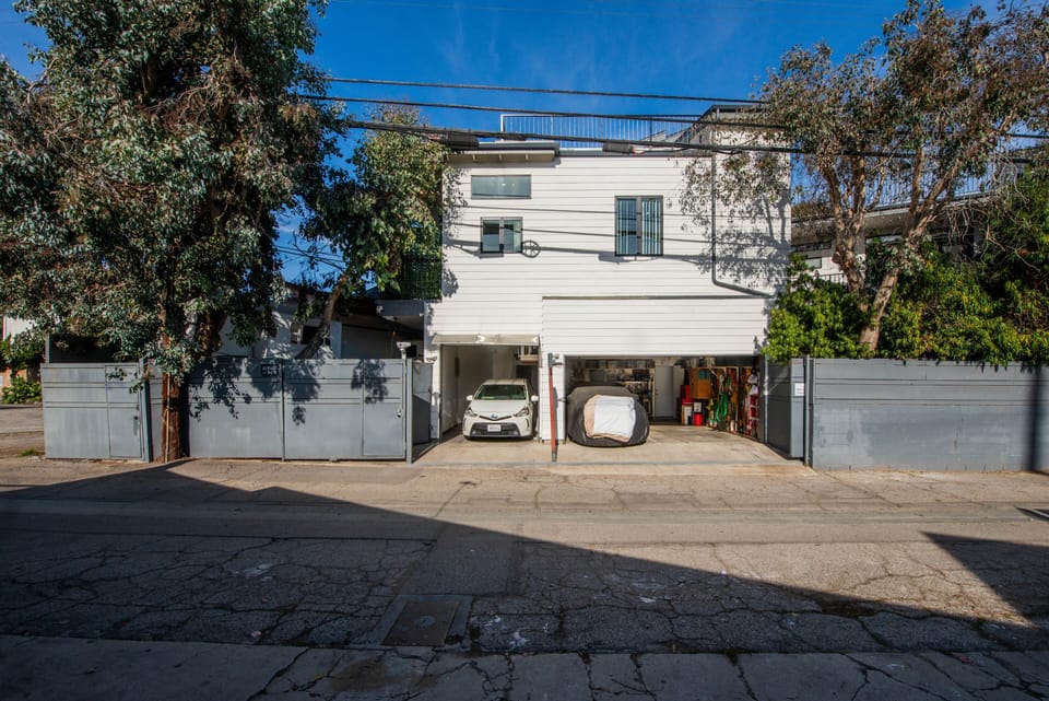 Studio | Exterior