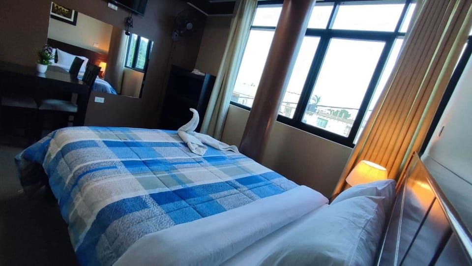 Standard Room | WiFi (free), bed sheets