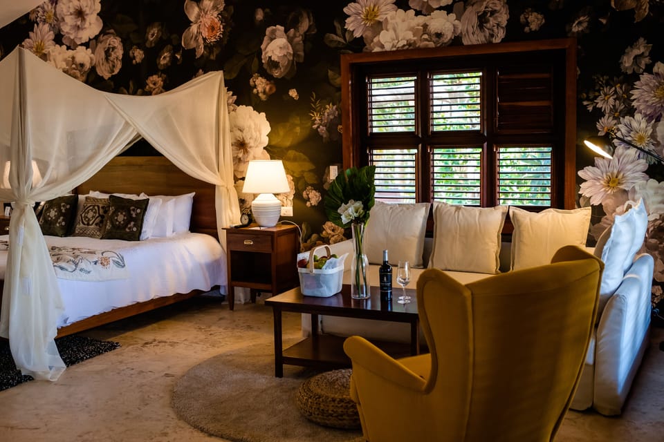 In-room safe, desk, free WiFi, bed sheets
