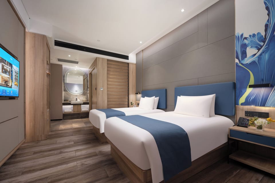 Classic Twin Room (No Window) | Desk, blackout drapes, free WiFi, bed sheets