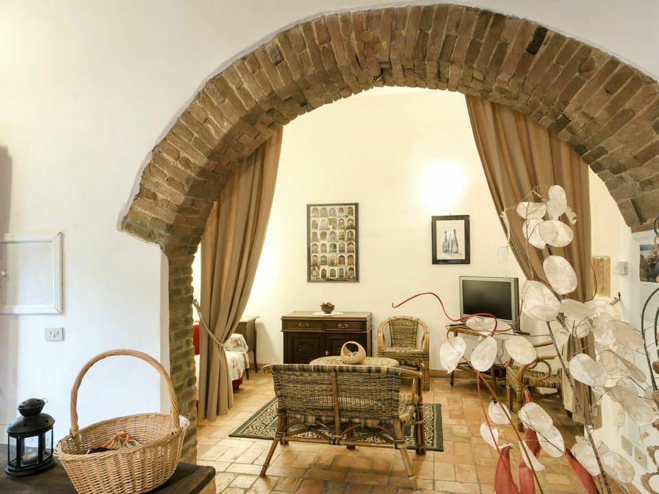 Room, Arch, Living Room, Interior Design, Property, Furniture, Architecture, Building, House, Home