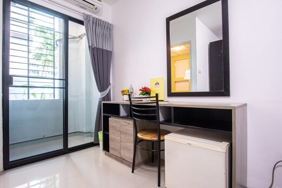 Standard Double Room | Room amenity