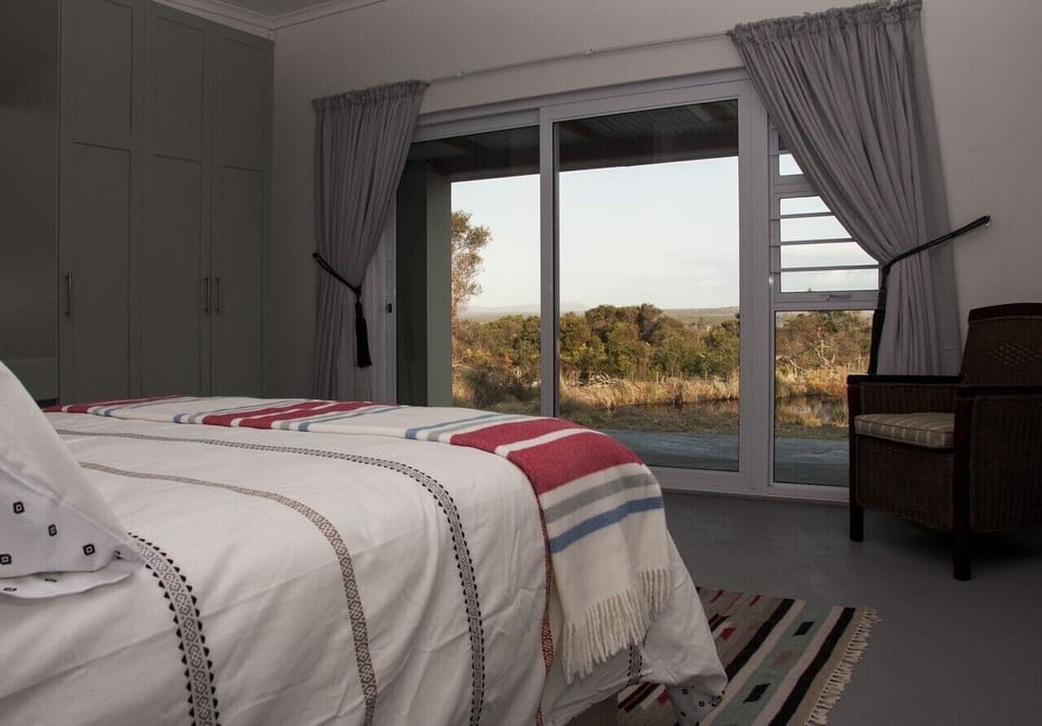 Panoramic House | Laptop workspace, free WiFi, bed sheets