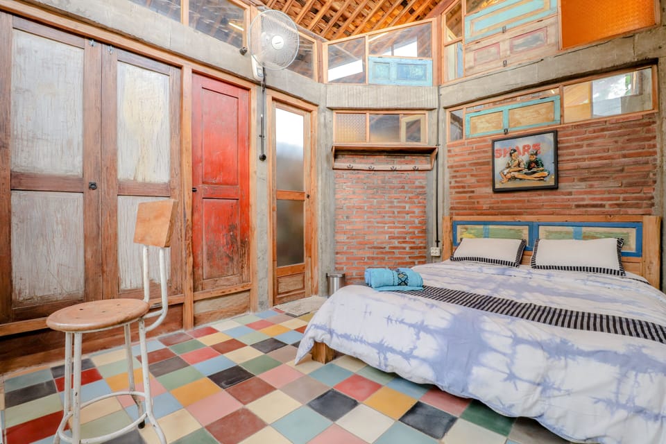 Standard Double Room with Fan | Desk, free WiFi
