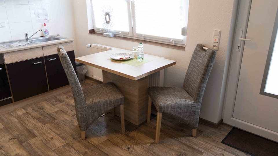 Apartment | Private kitchen | Coffee/tea maker, fridge, microwave, oven