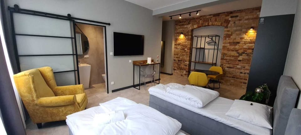 Deluxe Studio Suite | Premium bedding, memory foam beds, individually decorated