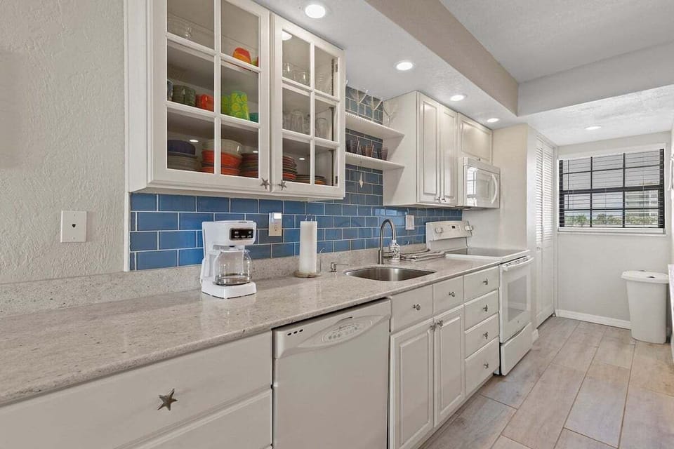 Beautiful Kitchen Fully Equipped