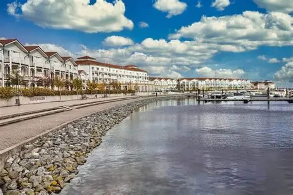Surroundings [summer] (1-5 km)