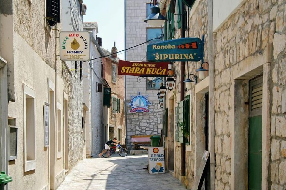 Region [summer] (>5 km)