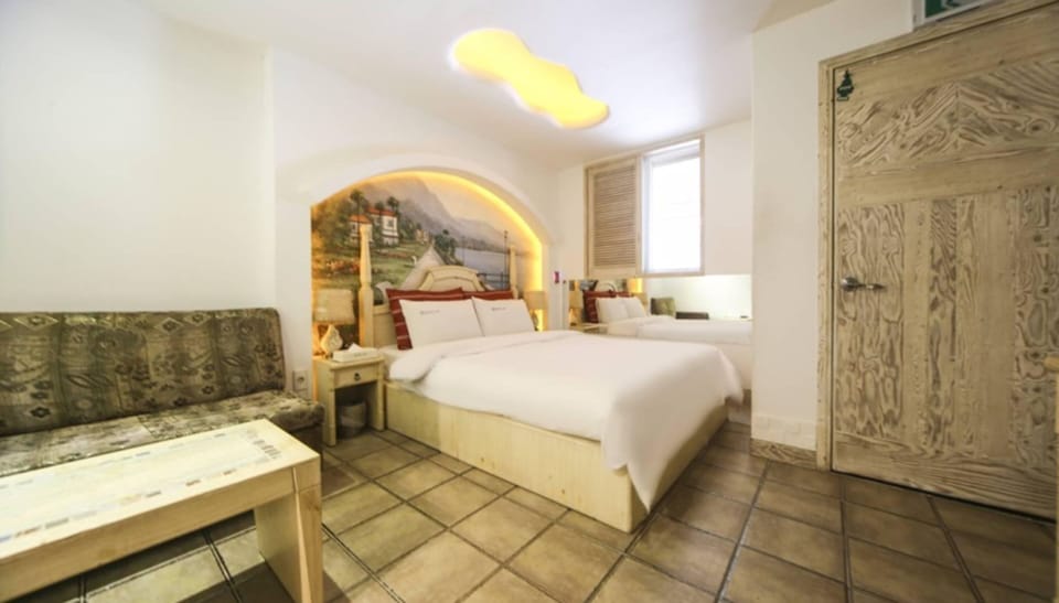 Premium Double Room | Desk, free WiFi
