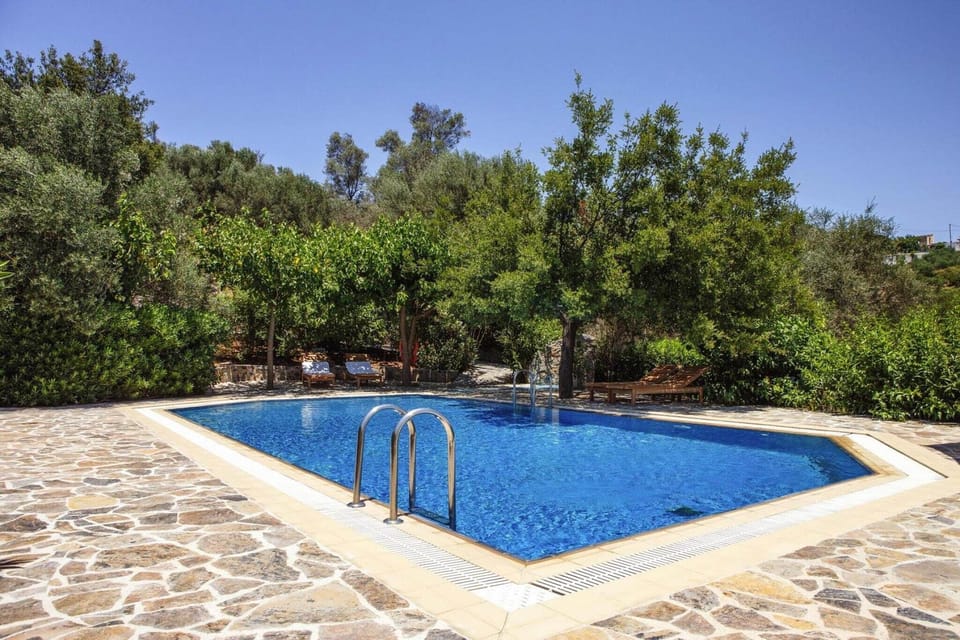 Holiday Home Swimming Pool