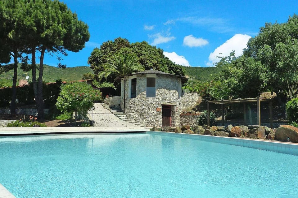 Holiday Home Swimming Pool