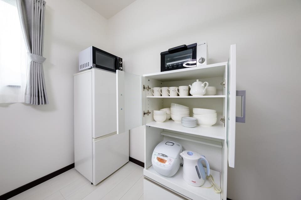 Villa, 3 Bedrooms | Private kitchen | Fridge, microwave, stovetop, electric kettle