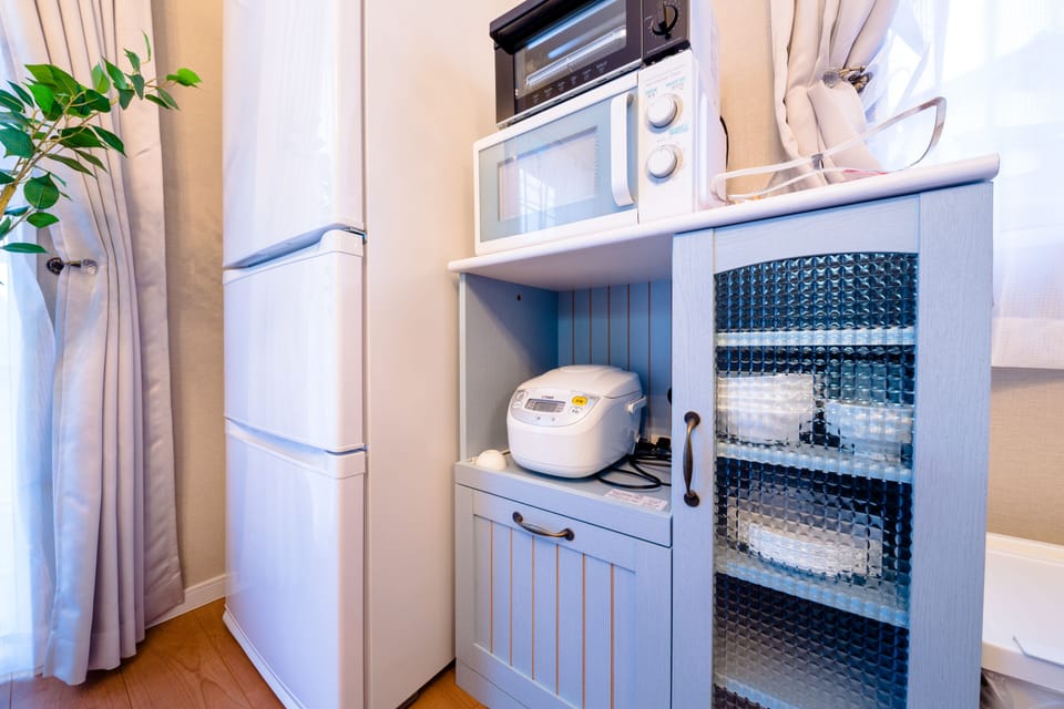 Villa, 4 Bedrooms | Private kitchen | Fridge, microwave, stovetop, electric kettle