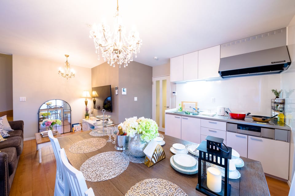 Villa, 4 Bedrooms | In-room dining