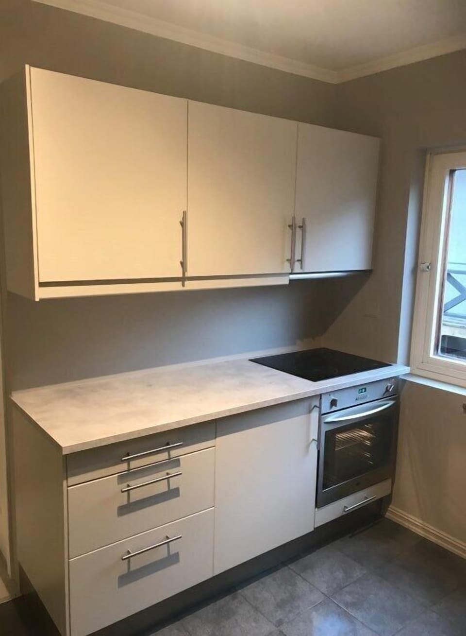 Apartment | Private kitchen | Full-size fridge, microwave, oven, stovetop