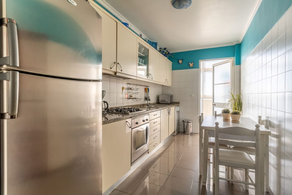 Apartment, 2 Bedrooms, Balcony, Sea View | Private kitchen | Full-size fridge, microwave, oven, stovetop