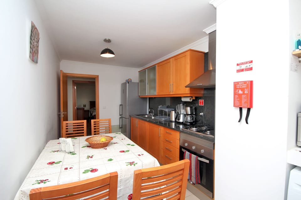 Apartment, 2 Bedrooms, Terrace | Private kitchen | Full-size fridge, microwave, oven, stovetop