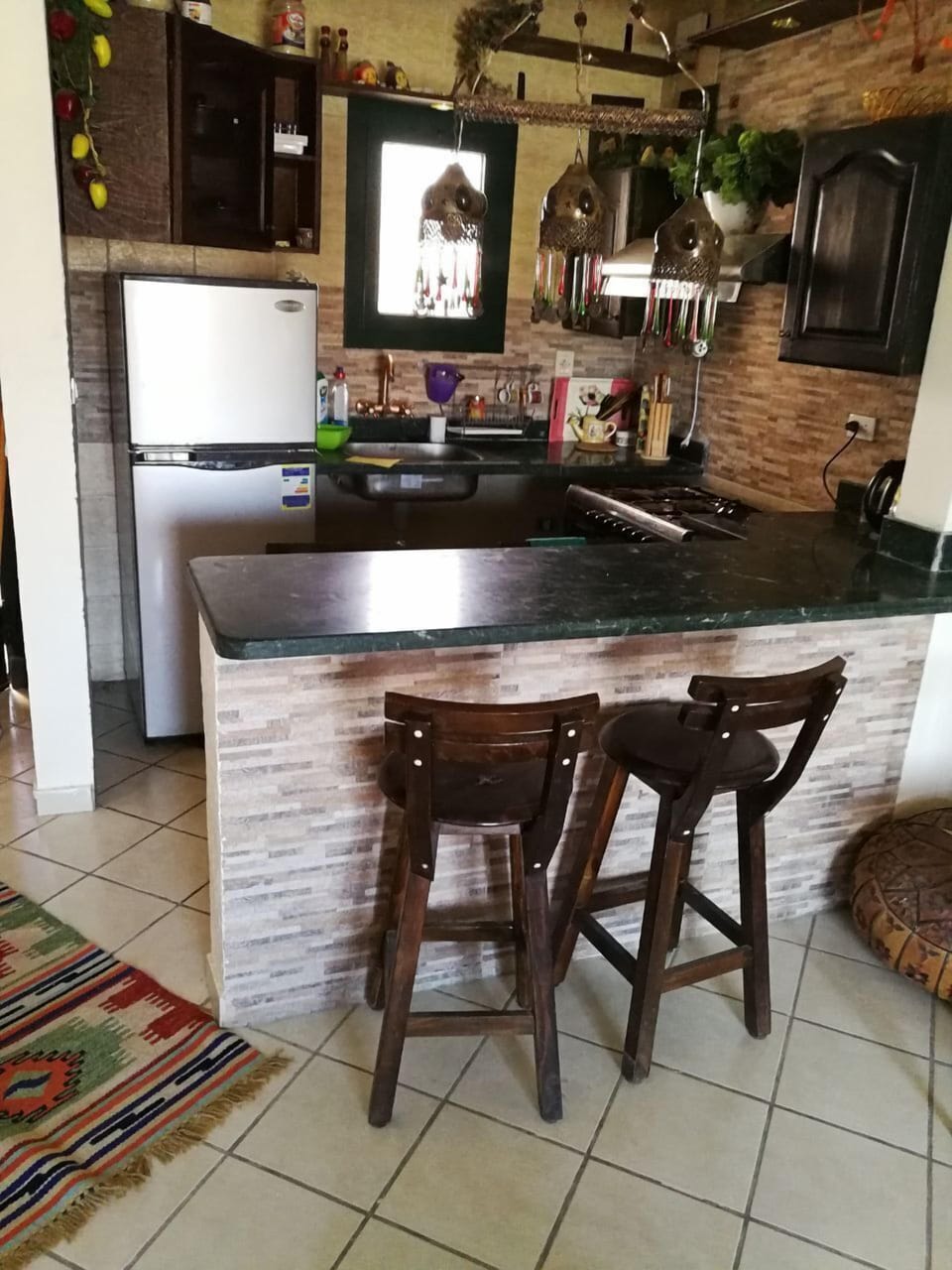 Comfort Chalet | Private kitchen | Fridge, oven, cookware/dishes/utensils, cleaning supplies