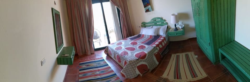 Comfort Chalet | 2 bedrooms, Egyptian cotton sheets, premium bedding, blackout drapes