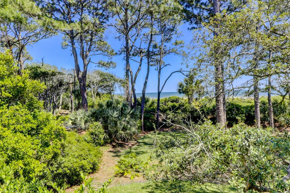 Beach Access Far Right