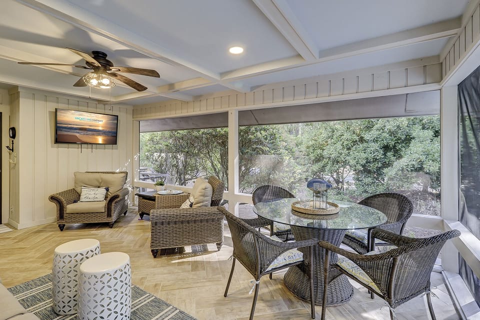Screened Porch