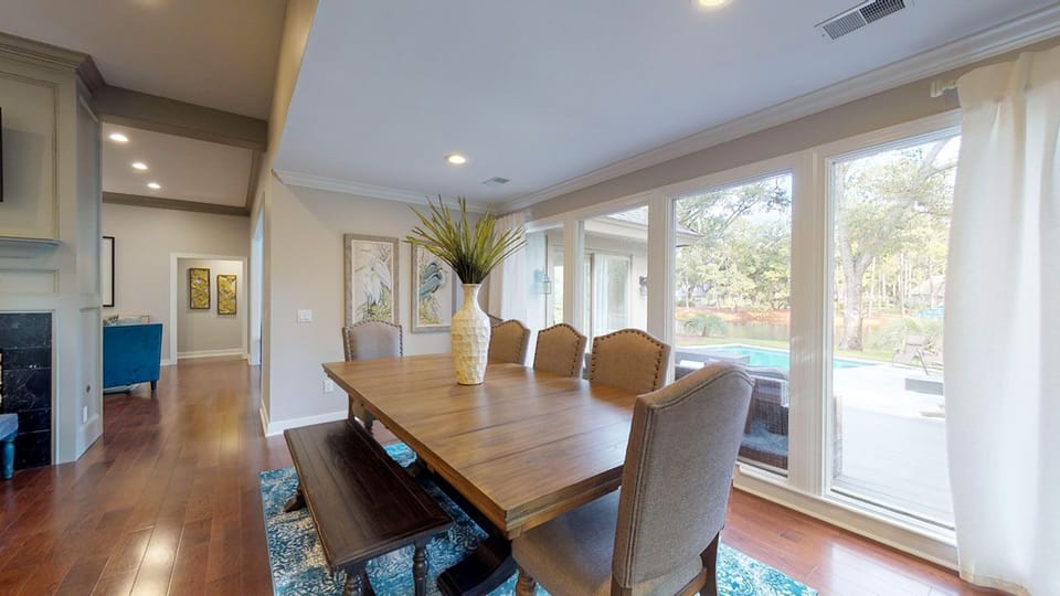 Dining Room with Views of the Lagoon