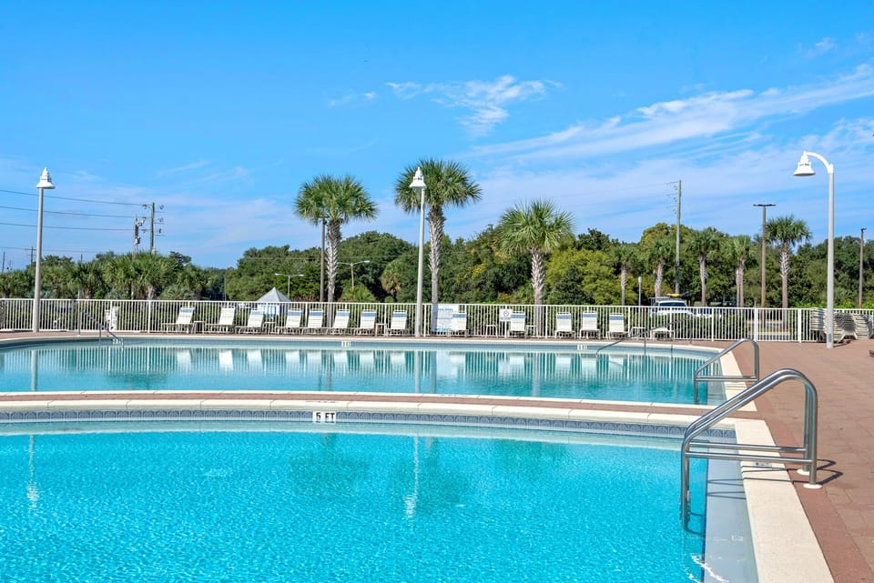 Ariel Dunes II Pool Deck