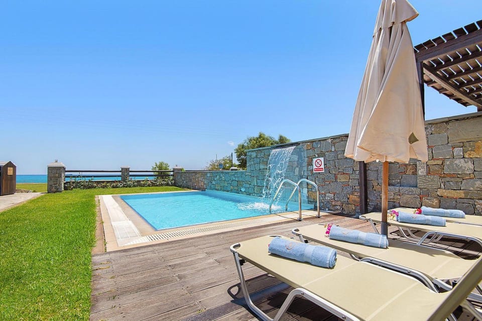 Holiday Home Swimming Pool