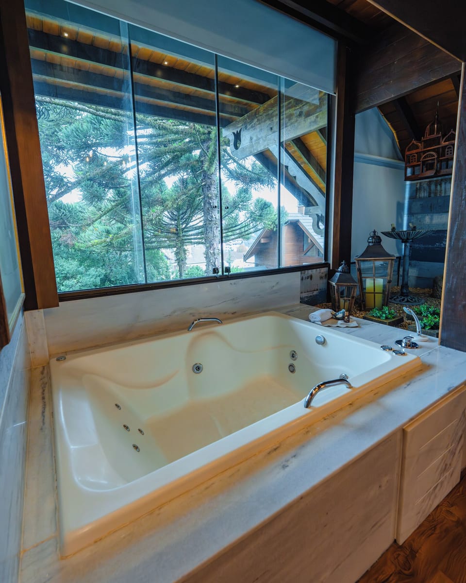 Loft Hortensias com Hidromassagem | Premium bedding, free minibar, in-room safe, free WiFi