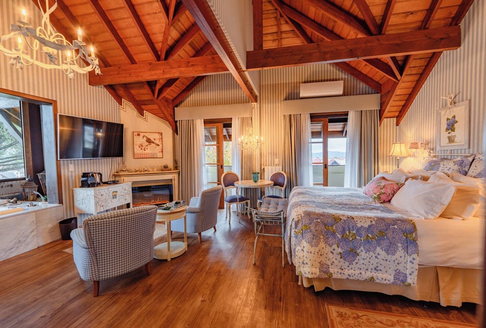 Loft Hortensias com Hidromassagem | Premium bedding, free minibar, in-room safe, free WiFi