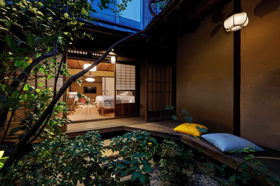 ROYA-1st floor [Premium] , Non Smoking | WiFi (free), individually decorated, individually furnished, bed sheets