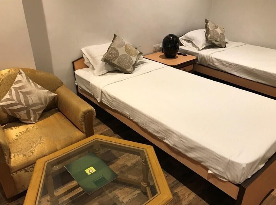 Deluxe Double or Twin Room | Free WiFi, bed sheets