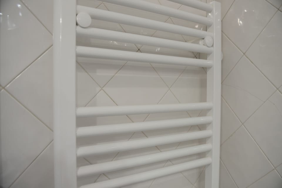 Apartment, 2 Bedrooms | Bathroom | Shower, towels, soap, toilet paper