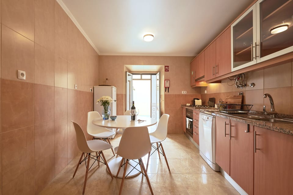 Apartment, 2 Bedrooms | Private kitchen | Full-size fridge, microwave, oven, stovetop