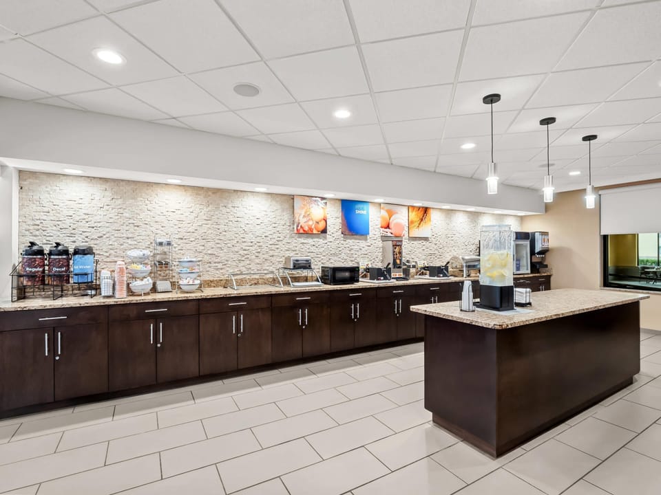 Free daily on-the-go breakfast