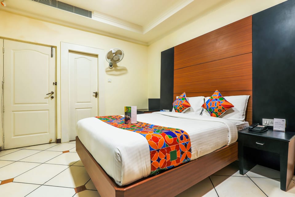 Deluxe Room | Desk, soundproofing, free WiFi