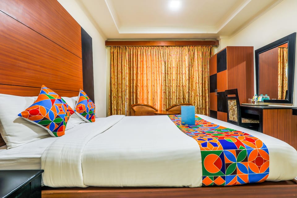 Deluxe Room | Desk, soundproofing, free WiFi
