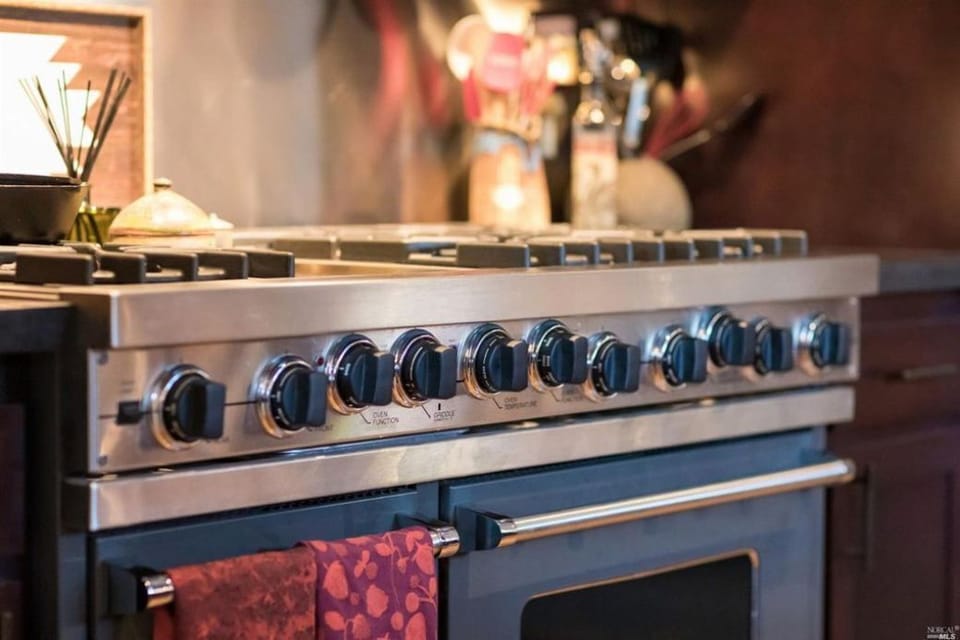 Chef's Stove