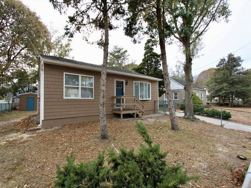 Private fenced in yard.
