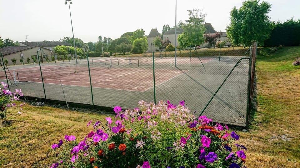 Saint Sernin tennis courts