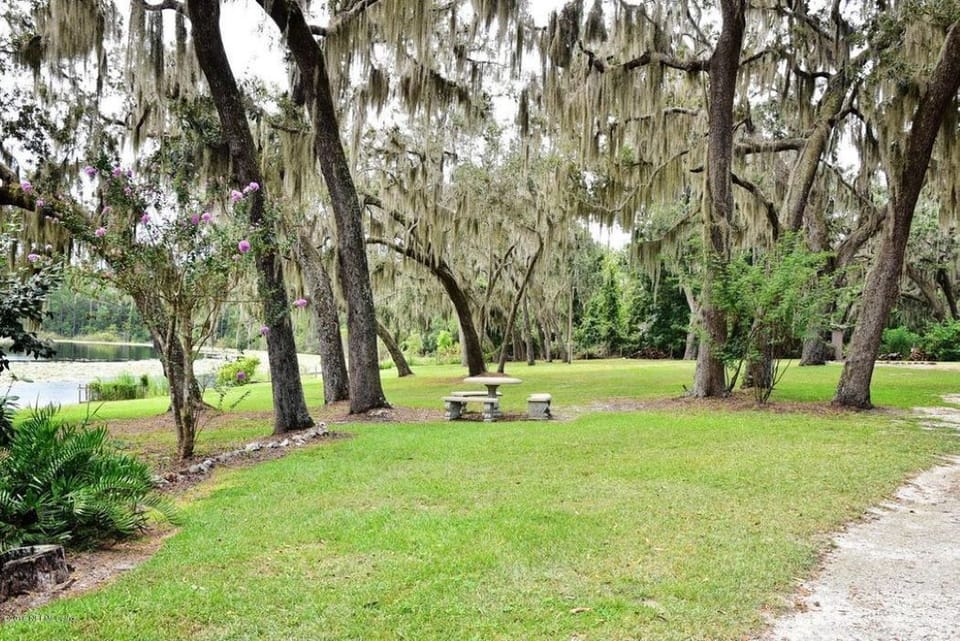 Picnic area