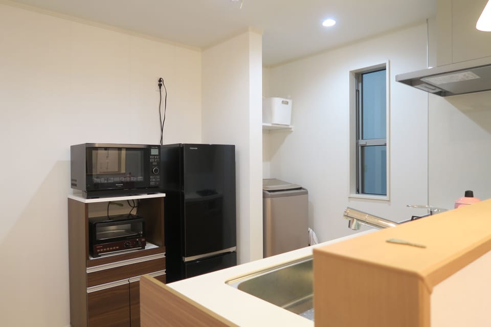 Three-Bedroom Apartment | Room amenity
