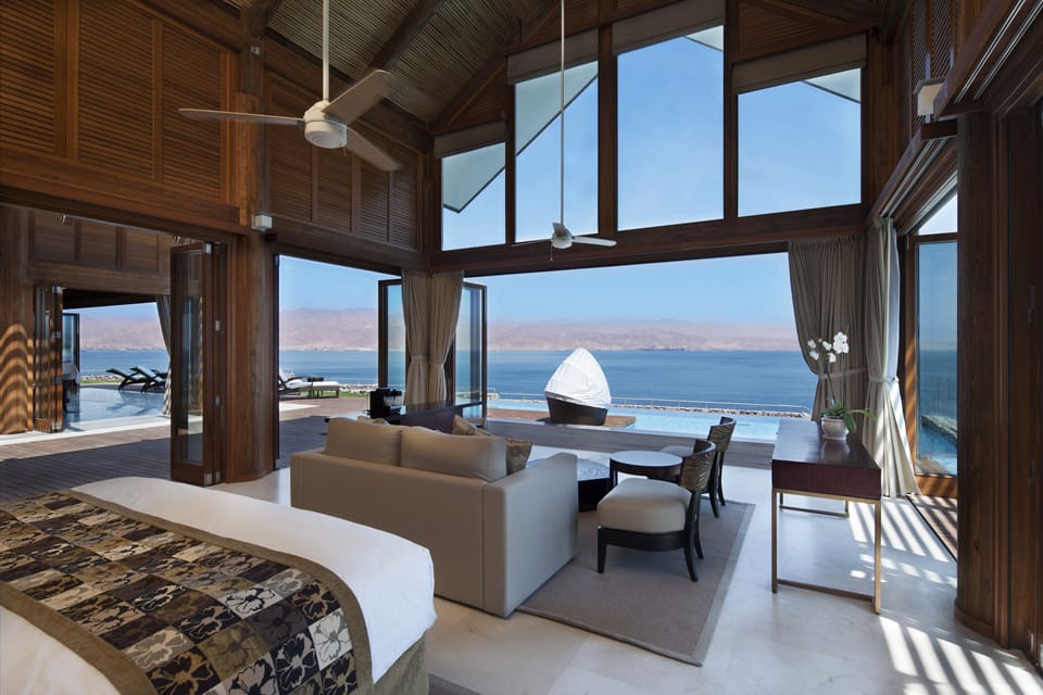 Villa Splendido With Private Pool | Free minibar, in-room safe, desk, soundproofing