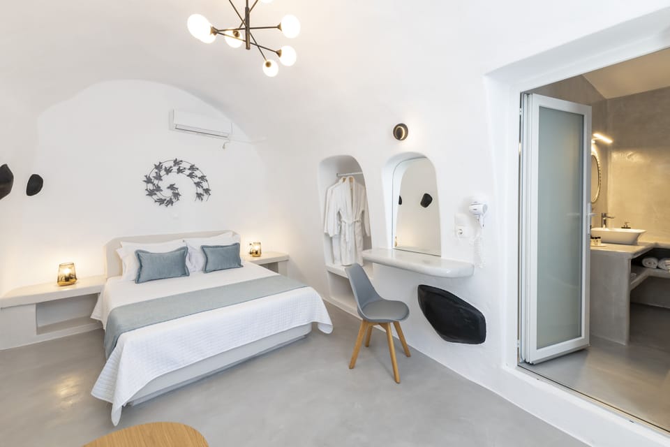Superior Double with outdoor mini plunge pool | In-room safe, desk, blackout drapes, free WiFi