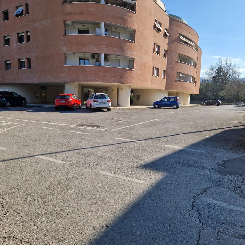 Parcheggio auto