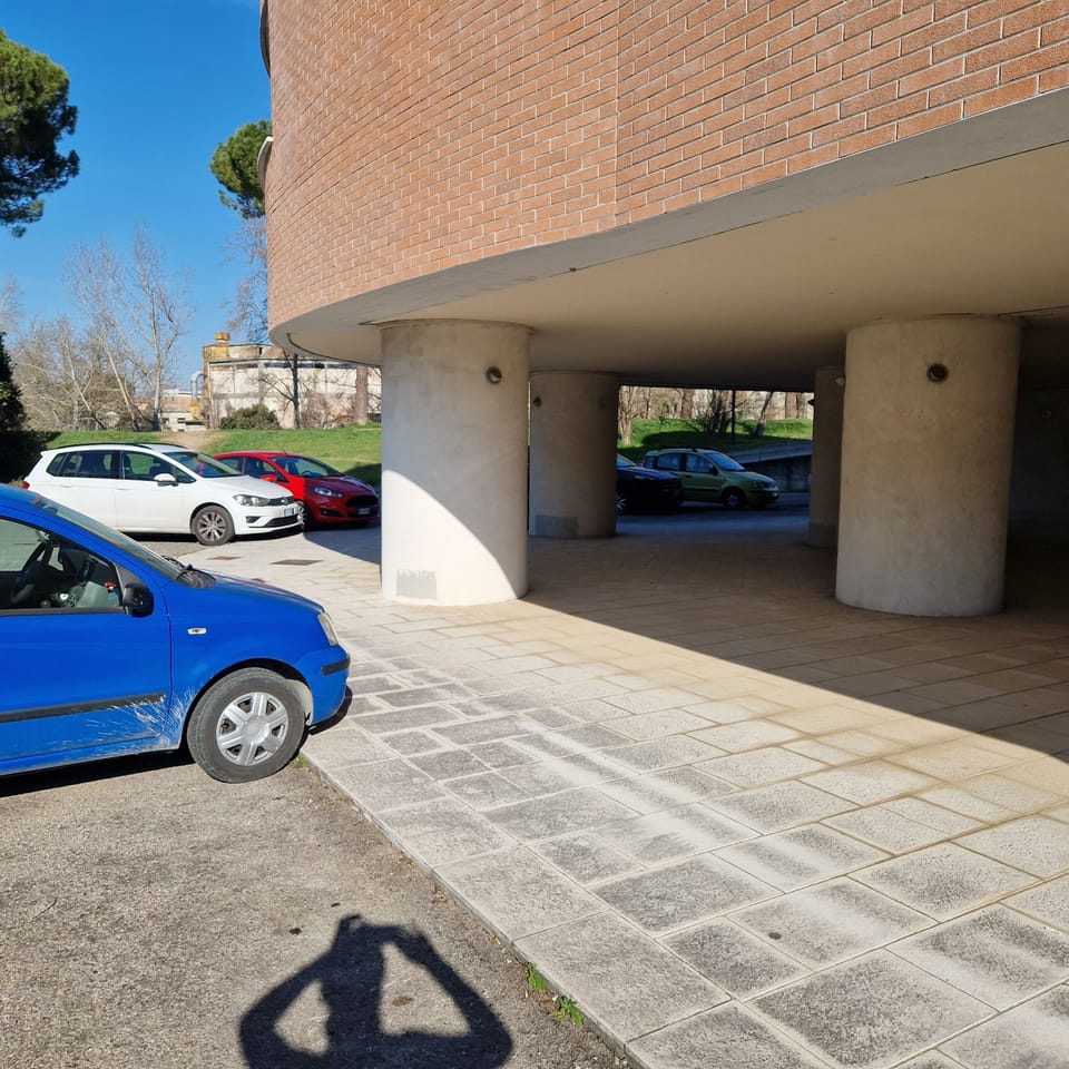 Parcheggio auto