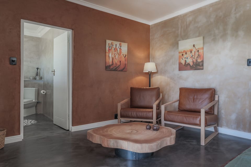 Sunset Room | Egyptian cotton sheets, premium bedding, minibar, in-room safe